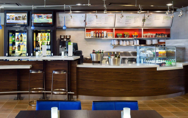 Courtyard St. Louis Airport/Earth City