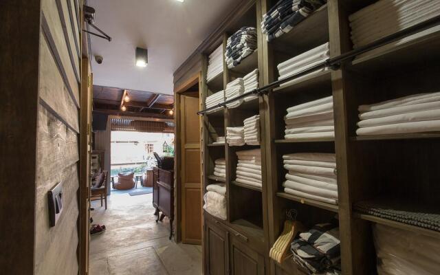 Canale Hostel