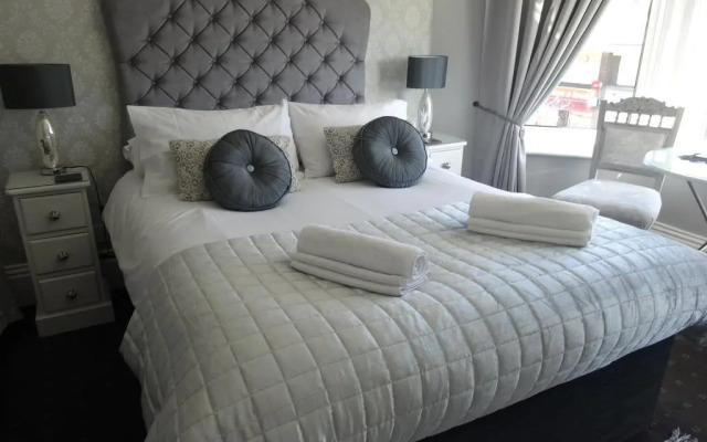 Elmswood Guest House