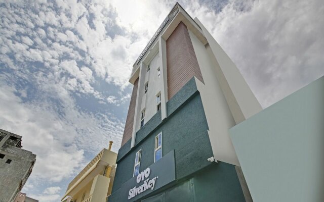 SilverKey Executive Stays 46745 Opposite Vinayaka Apartments
