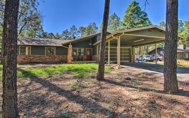 Hike & Unwind: Lakeside Home w/ Fire Pit!