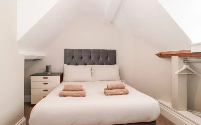 Purbeck Hotel Apartments - Flat 5