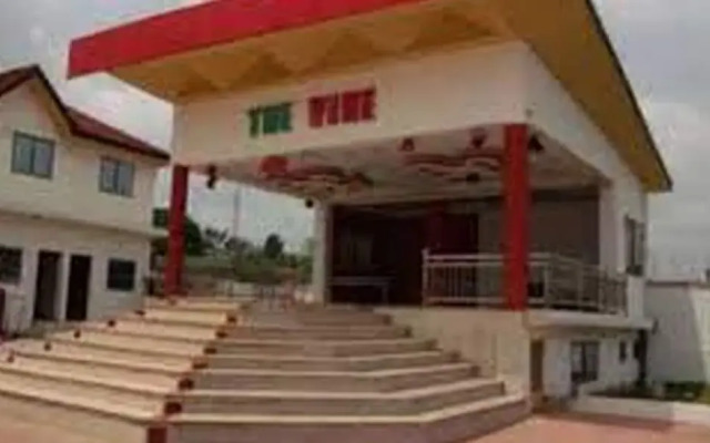 True Vine Hotel - Deluxe Double