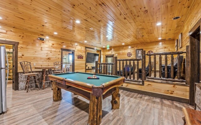 The Majestic Pine Retreat 13 Bedroom Home by Redawning