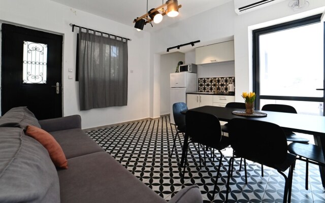YalaRent Bazelet Apartments