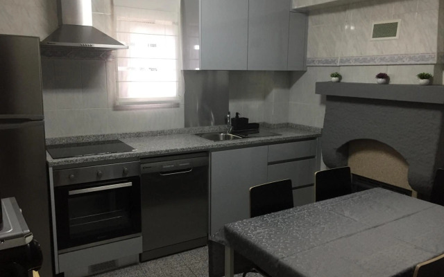 Casa Porta de Santiago