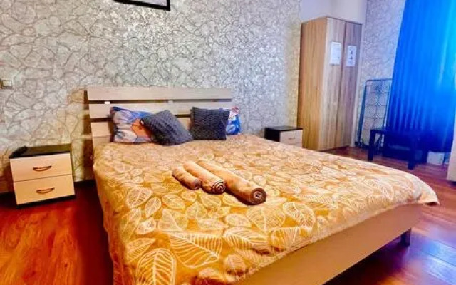 Апартаменты Вояж на улице 50 лет ВЛКСМ, д. 13