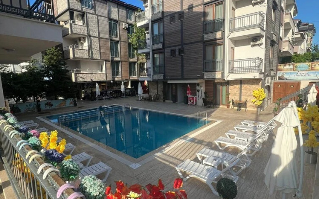 Li̇mon Otel Kiyiköy