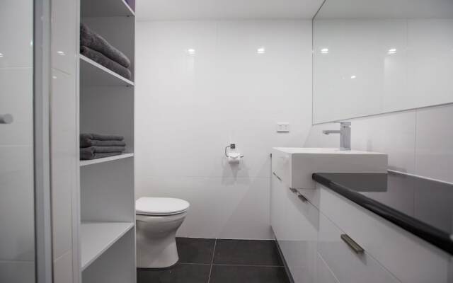 301 Royal Harbour
