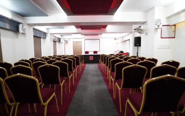 Emarald Hotel Calicut