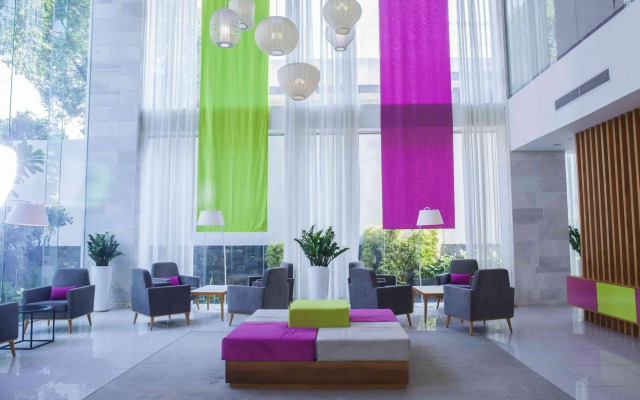 EMM Hotel Saigon