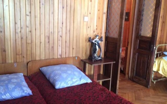 Apartment on Gorgasali 98