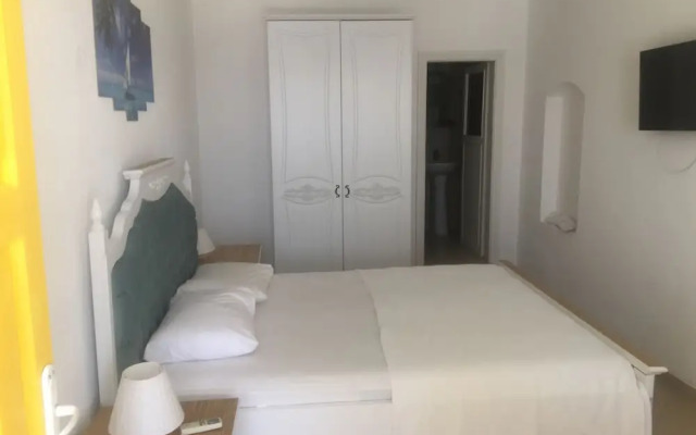 Estrella Beach Hotel