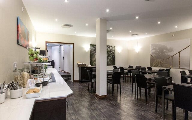 Chesterfield Hotel