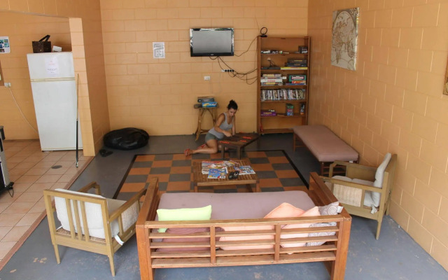 Civic Guest House - Hostel