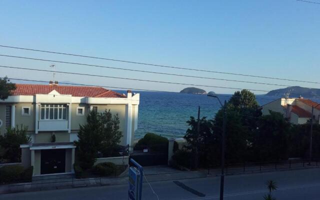 Spyros Studio
