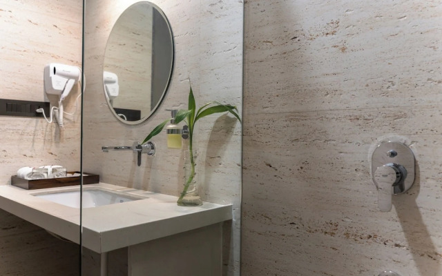 The Belita Hotel & Spa