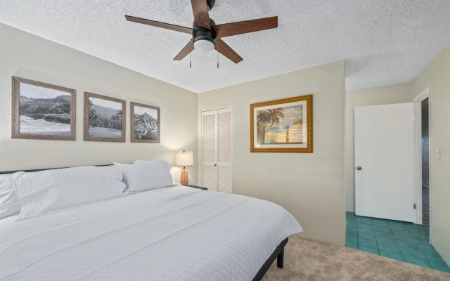 Big Island Kalanikai 307 1 Bedroom Condo