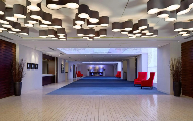 DoubleTree by Hilton Montreal