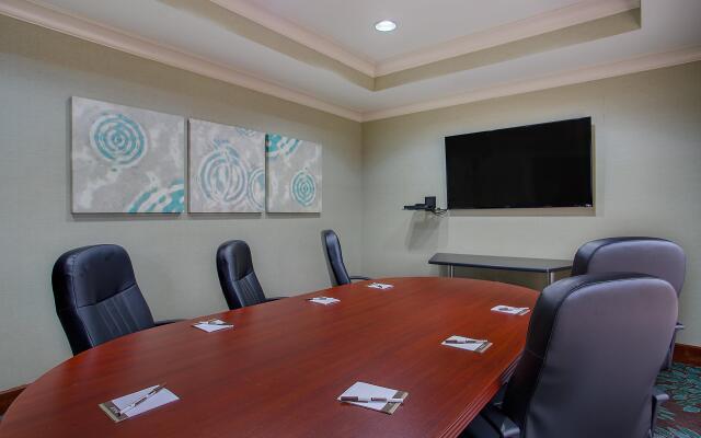 Staybridge Suites Chattanooga Downtown - Convention Center by IHG