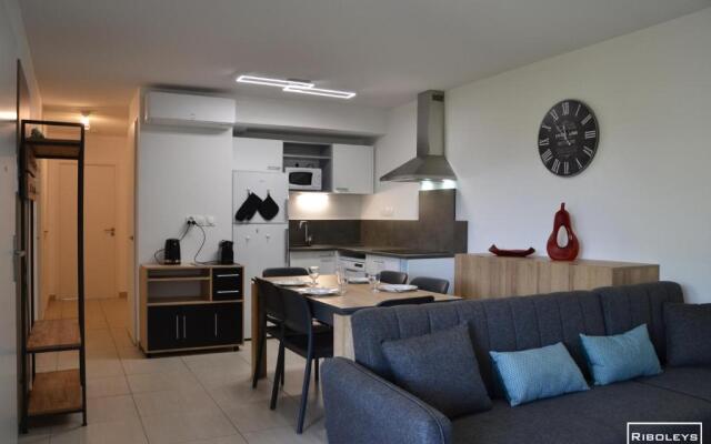 Marina Lodge - T4 avec terrasse à 400m de la mer