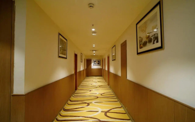 Hotel Sakura Gold