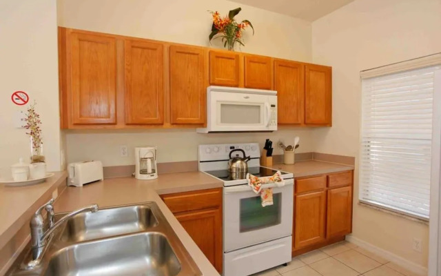 3 Bed Twhm W/splash Pool at Bella Vida Resort