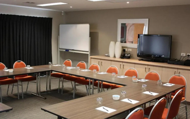 Gladstone Downtown Central Apartment Hotel