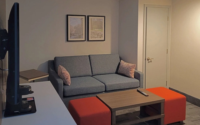 Comfort Inn & Suites Wyomissing/Reading