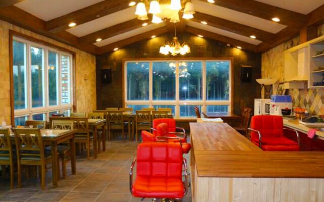 Jeju TS Youthhostel Resort