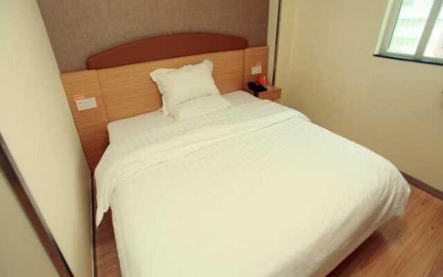 7 Days Premium Chengdu Chunxi Road Subway Station