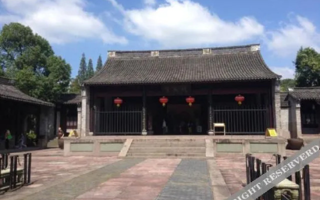 Juzhanglou Hotel