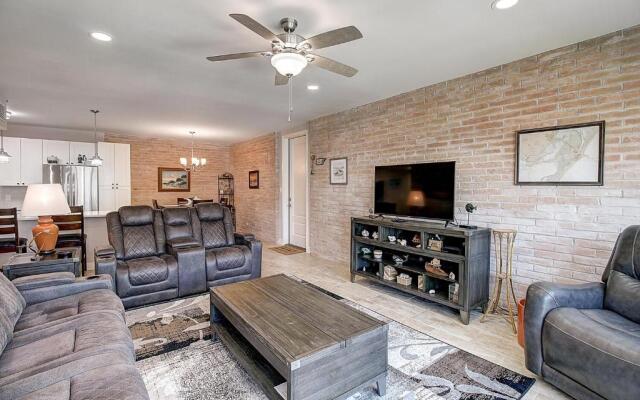 Channelview 214