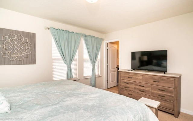 Windsor at Westside 8809