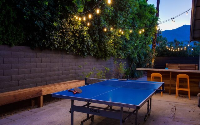Palm Springs Pool Pad