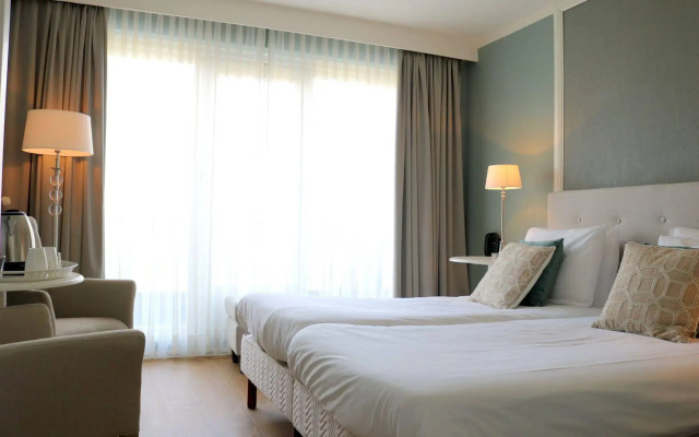 Saillant Hotel Brull