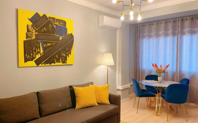 Golden Beach Apartment