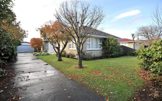 Woodbury Villa