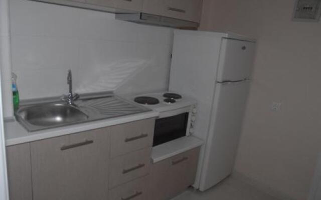 Eleni Kandilari Rooms