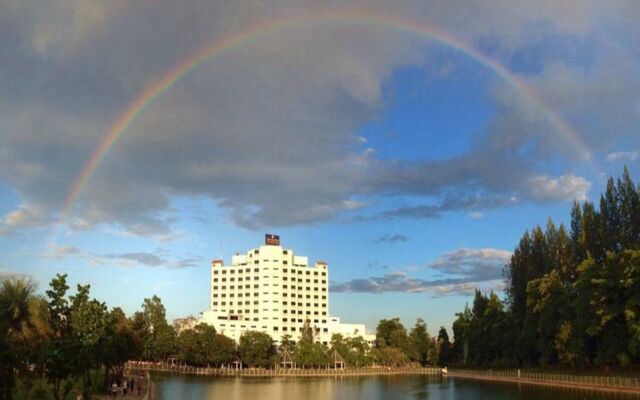 Ploy Palace Hotel