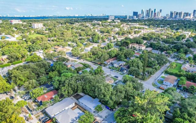 Upper DesignDistrict-Buenavista W-Parkng