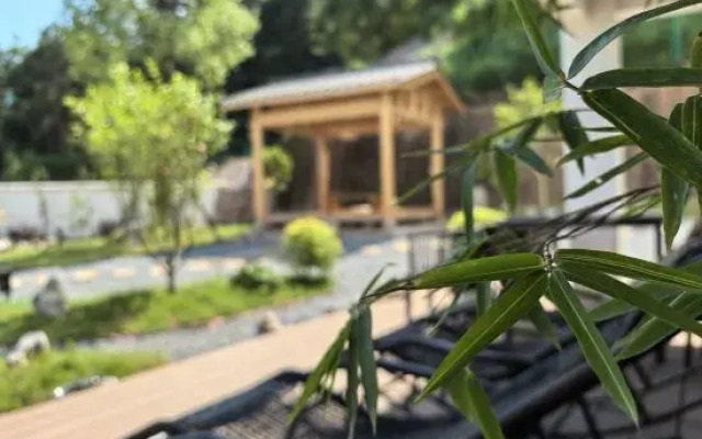 Taining Extraordinary Companion Mountain Residence