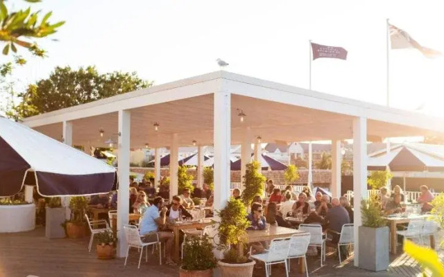 Portsea Hotel