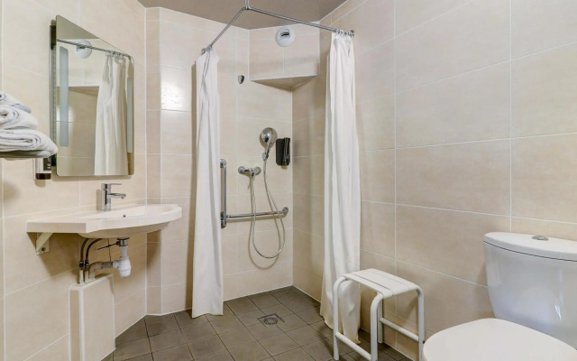 B&B HOTEL Beaune Sud (2)