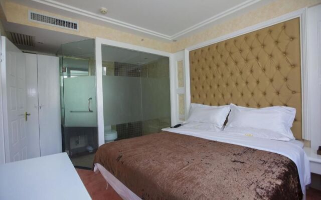 Wuhan Rome Holiday Hotel