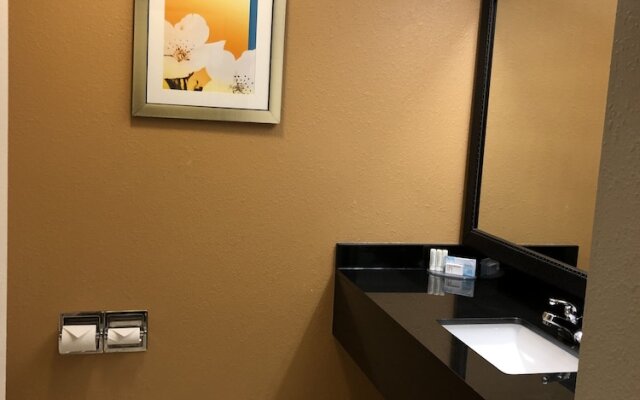 Quality Inn & Suites