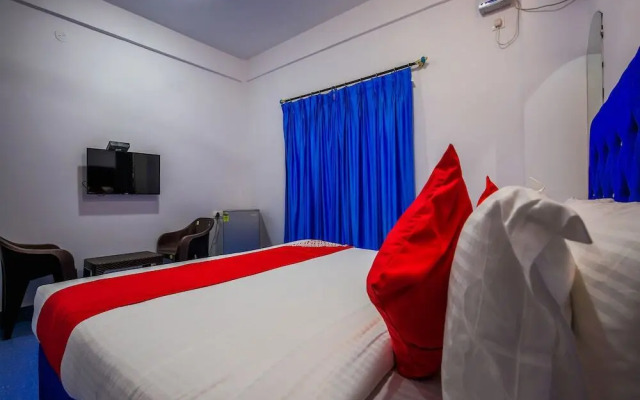 Toms Imperial Boutique by OYO Rooms