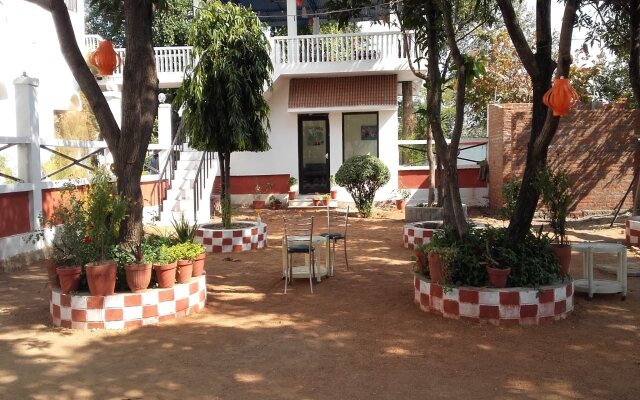 Yogi Ashram Guest House