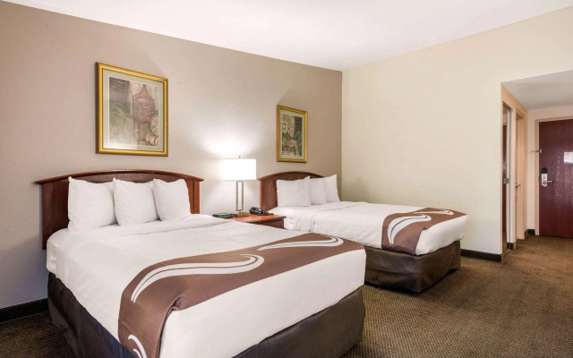 Quality Inn & Suites Tarpon Springs South