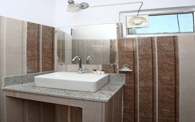 OYO 11854 Hotel Comfort